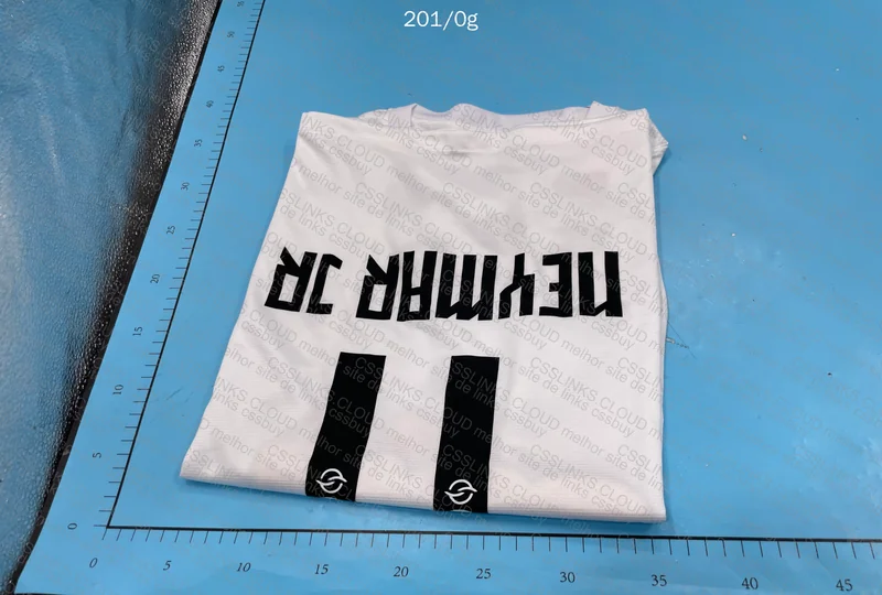 Santos 2013 Jersey (Help) 3