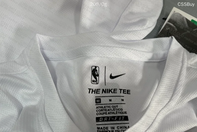 Dri-Fit CAVS - Lebron James Jersey 3