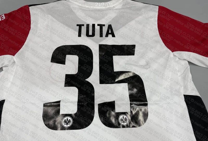 Eintracht Frankfurt Shirt 5