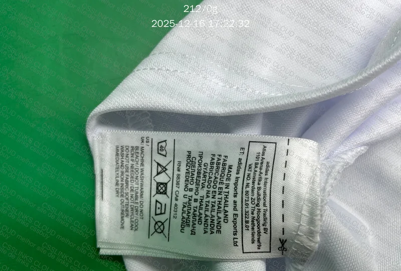 Spain 26 Shirt 3