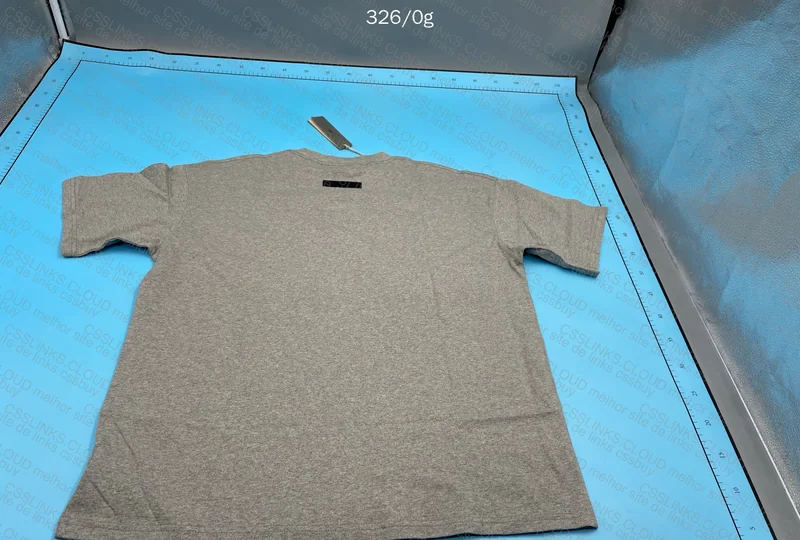 Essencials Gray Shirt 3