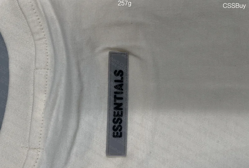 ESSENTIAL Shirt 4