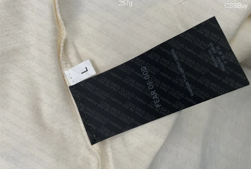 ESSENTIAL Shirt 5