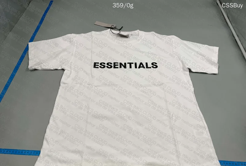 ESSENTIAL Shirt 2