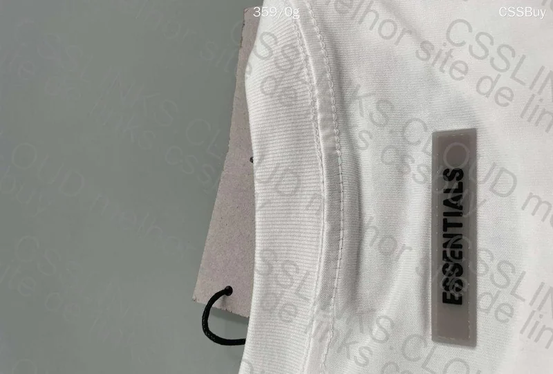 ESSENTIAL Shirt 5