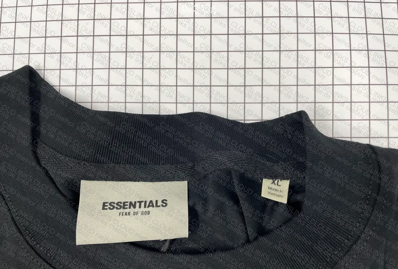 ESSENTIALS Shirt