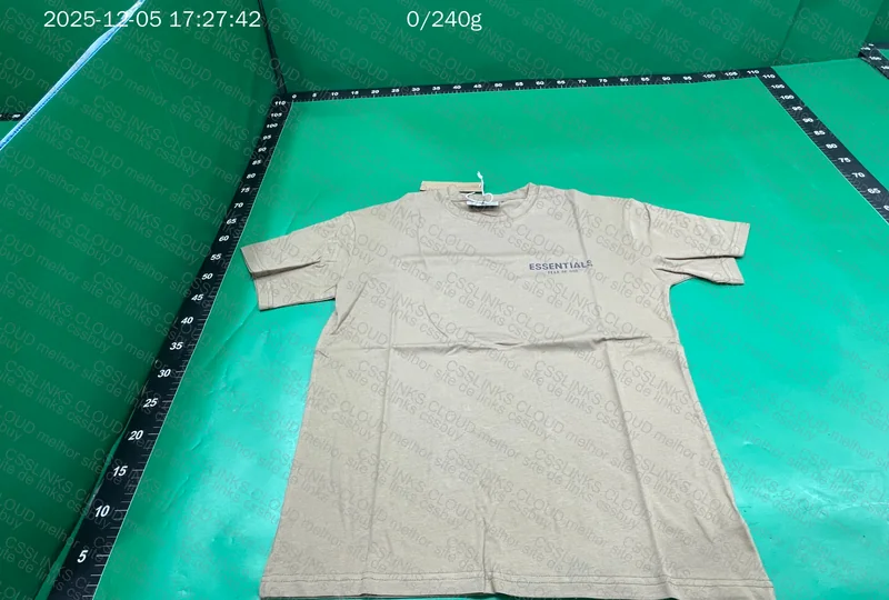 Essentials FOG Shirt 3