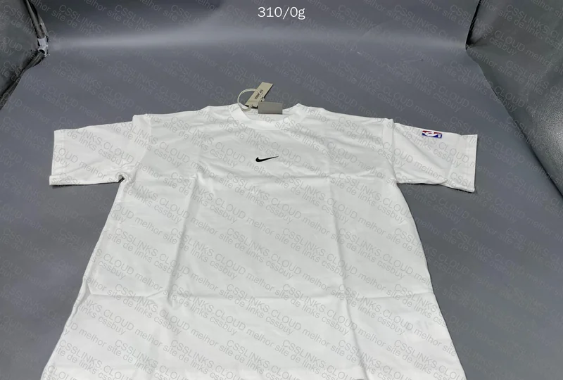 Essentials Nike Shirt 3
