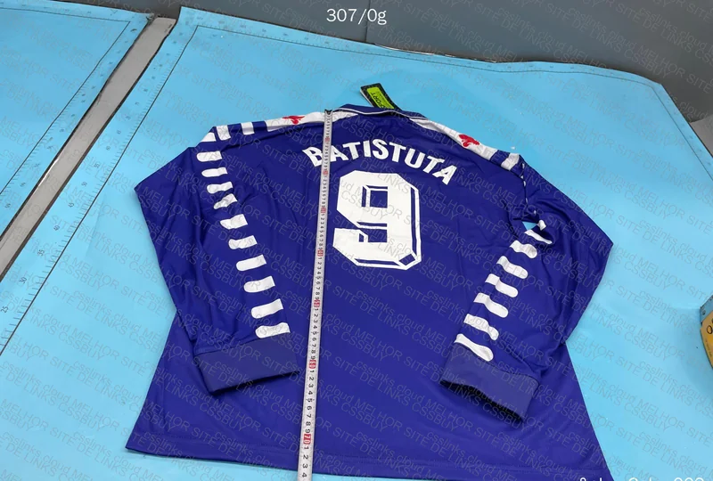 Fiorentina Retro Batistuta 98 Shirt 4