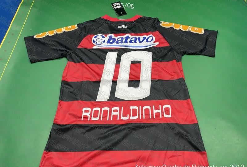 Flamengo 2010/2011 Ronaldinho Shirt 4