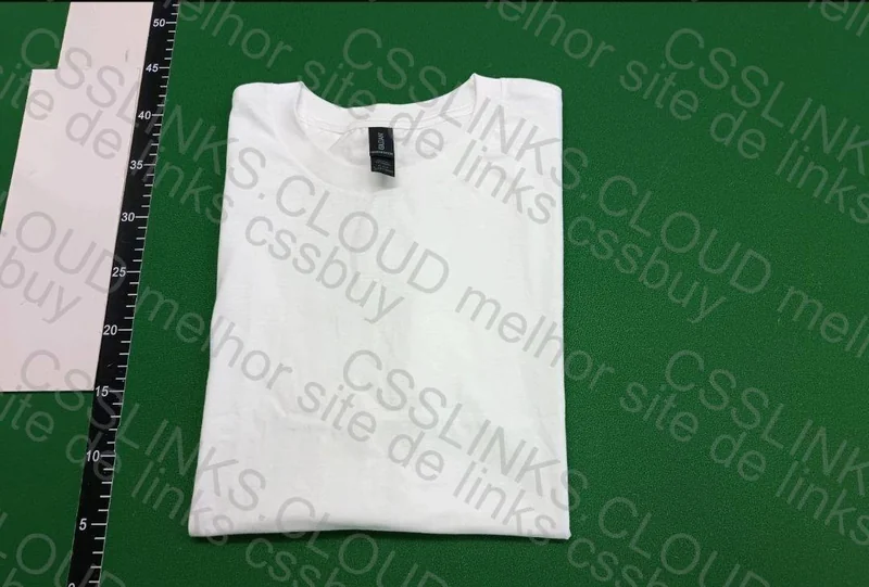 Gildan 180g Slim White 100% Cotton Shirt 3