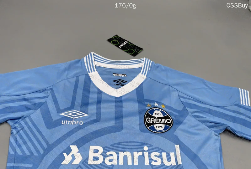 Grêmio Supporter Shirt // Help 3