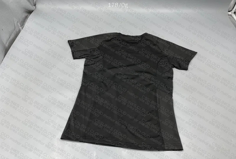 Gymshark Shirt 3