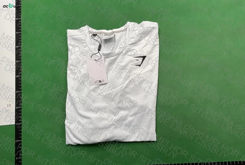 Gymshark Shirt