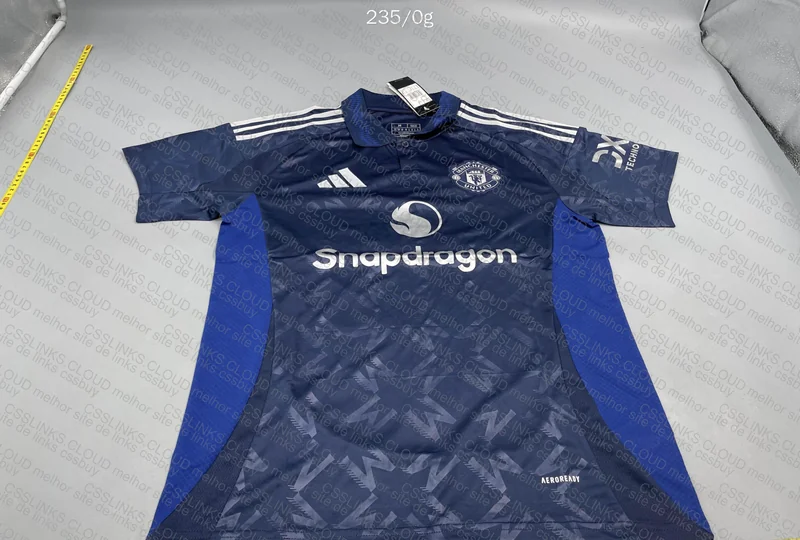 II Manchester United 24/25 Shirt