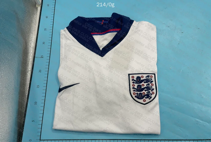 England Jersey 24/25 3