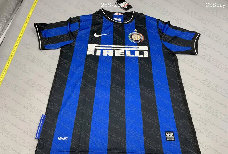Inter Milan Retro Shirt 2009-2010 3