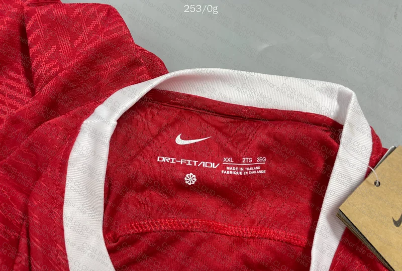 Liverpool 23 Shirt 5