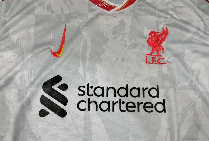 Liverpool 24/25 Shirt 3