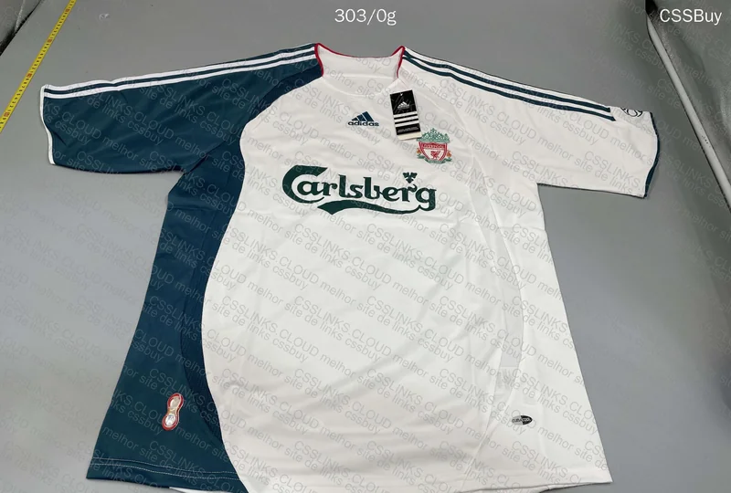Liverpool Retro 2006/2007 Shirt
