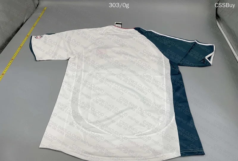 Liverpool Retro 2006/2007 Shirt 5