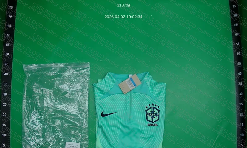 camisa longa BRASIL, GLL???