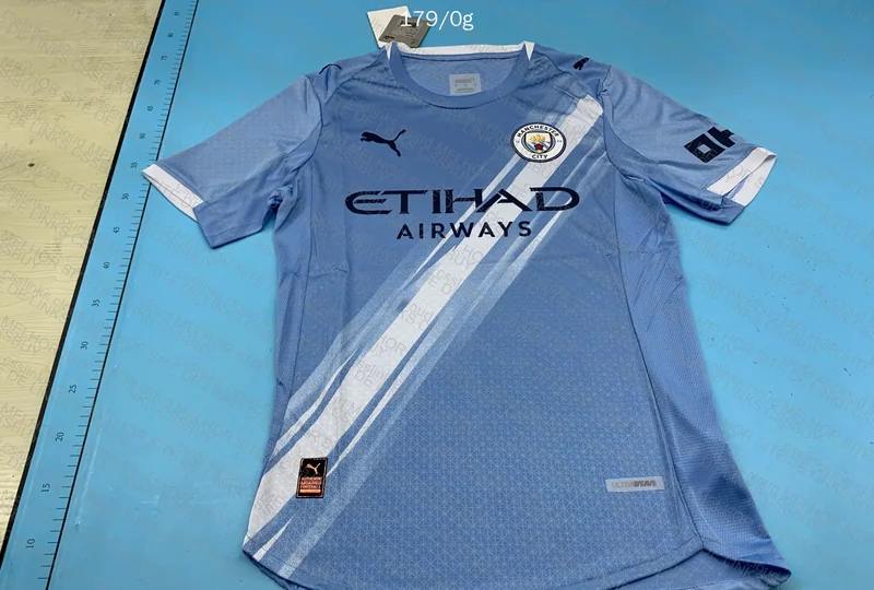 Man. City 25/26 Player Shirt 2