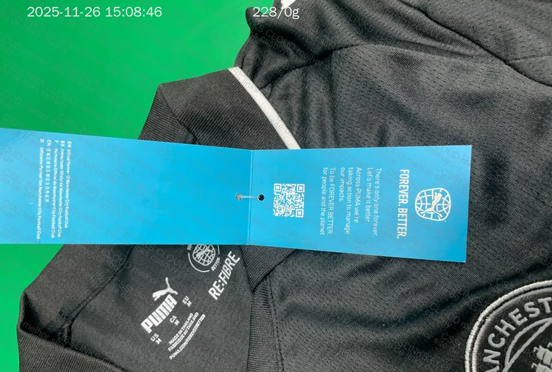 Manchester City AWAY 25/26 Shirt 7