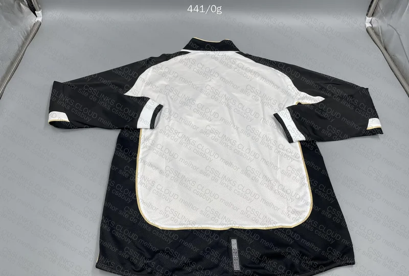 Manchester United Centenary Shirt - 1902 ~ 2002 6