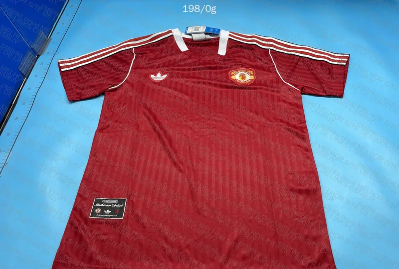 Manchester United Terrace Icons Shirt 2