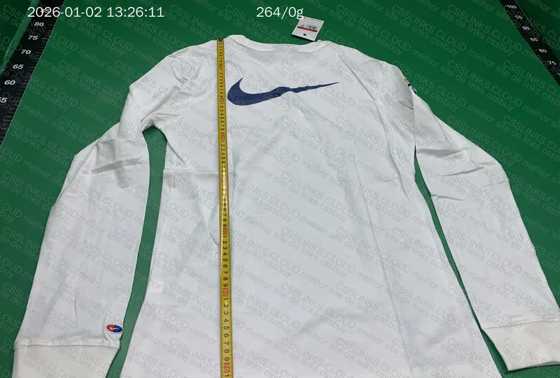 Nike Jisu Long Sleeve Shirt 3