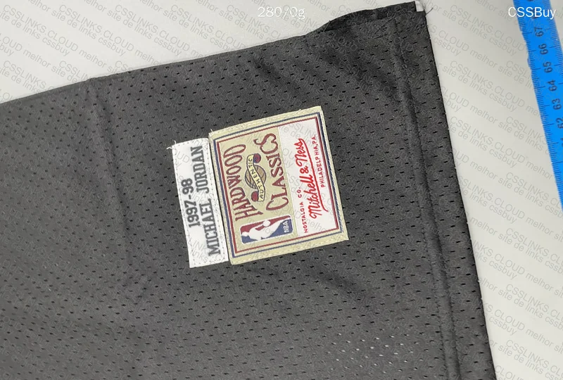Michael Jordan Chicago Bulls 97-98 Black Mitchell & Ness Shirt 3