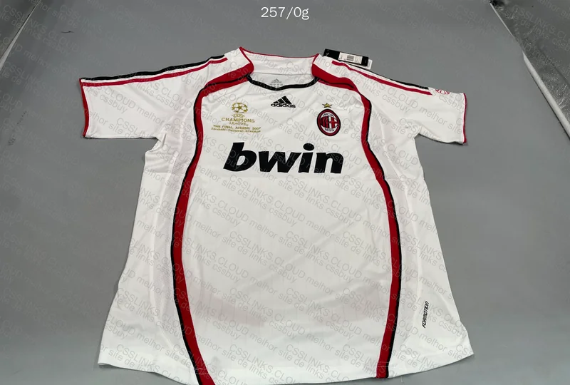 Milan Retro 06/07 Jersey 3