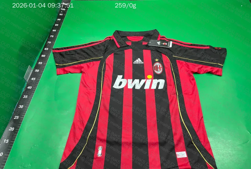 Milan Retro 06/07 Kaká Jersey