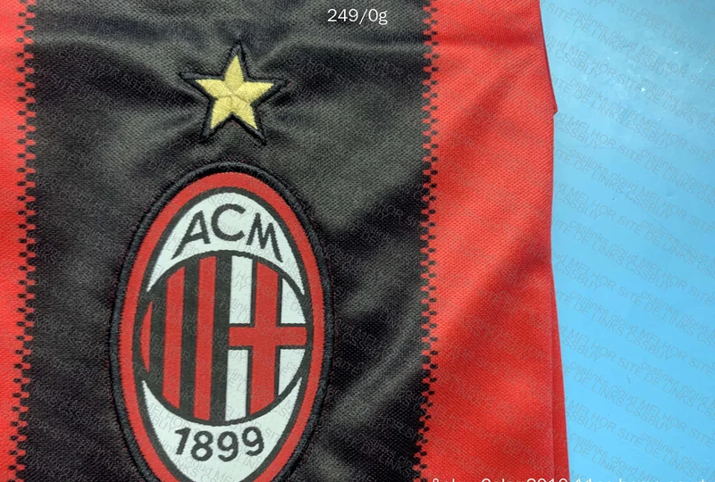 Milan Retro 10/11 Home Jersey 4