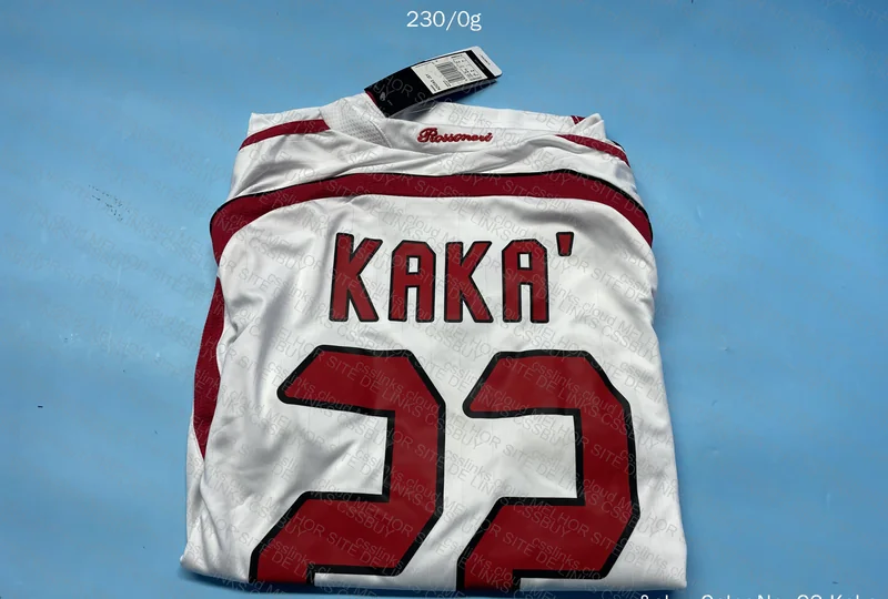 Milan Retro Kaká Jersey