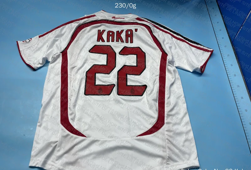 Milan Retro Kaká Jersey 3