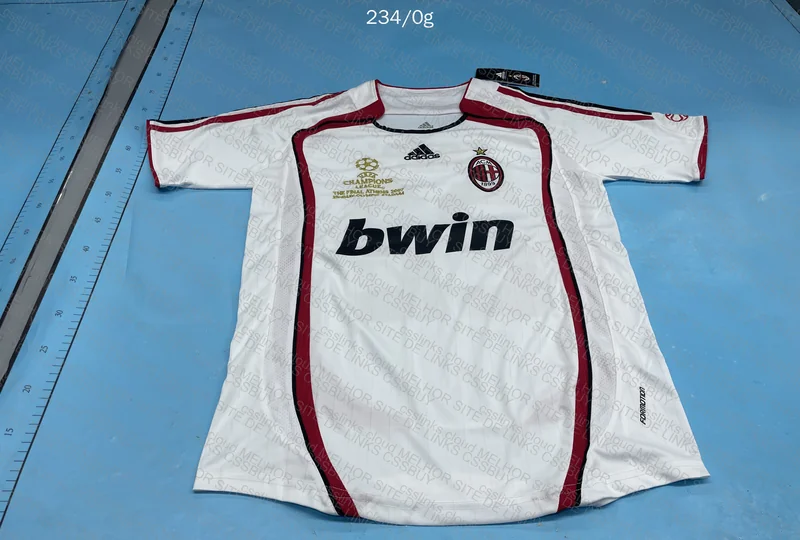 Milan Retro Jersey (Kaka)