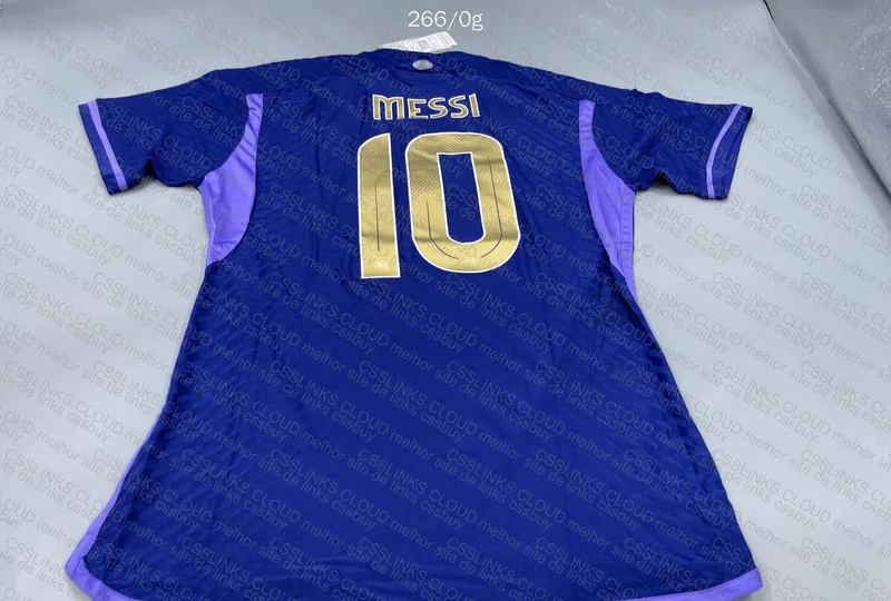 Player Model Shirt 2