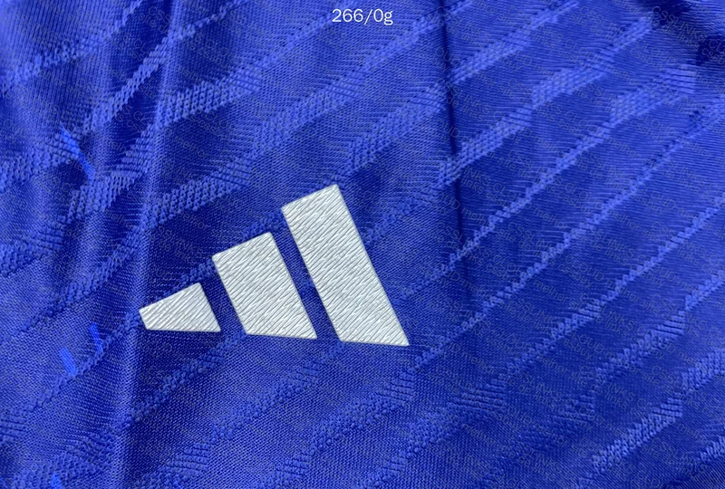Player Model Shirt 4