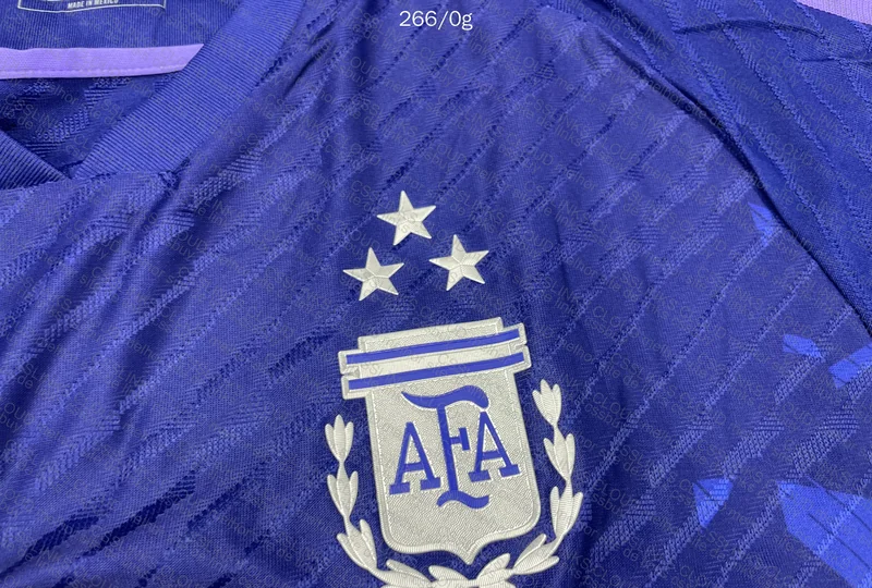 Player Model Shirt 5