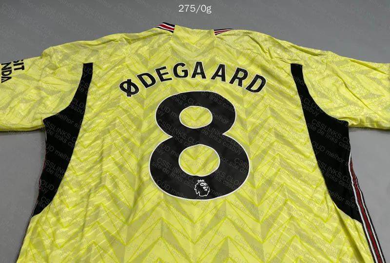Player Model Shirt 5