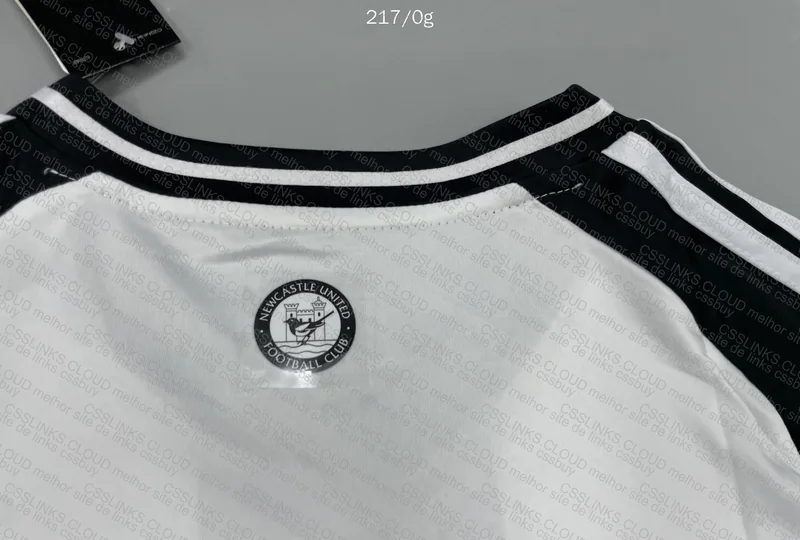 Newcastle 24/25 Shirt 6