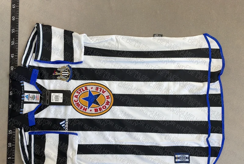 Newcastle 99-00 Shirt 4