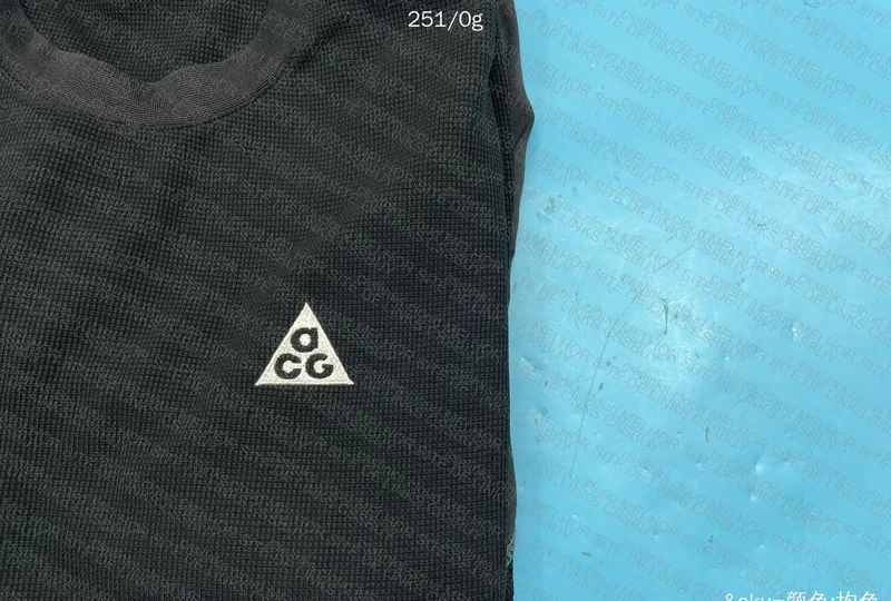 Nike ACG DryFit Shirt 2