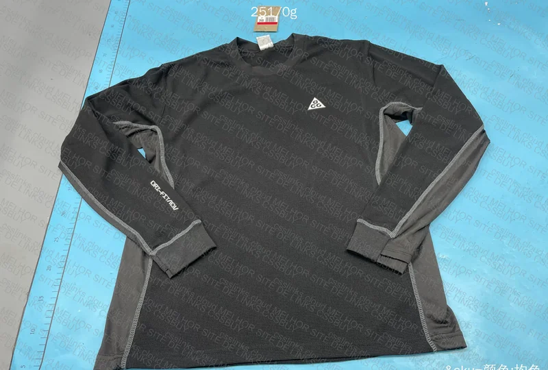 Nike ACG DryFit Shirt 3