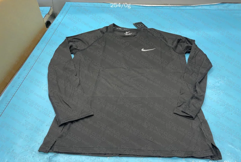 Nike Dri-Fit Long Sleeve Shirt