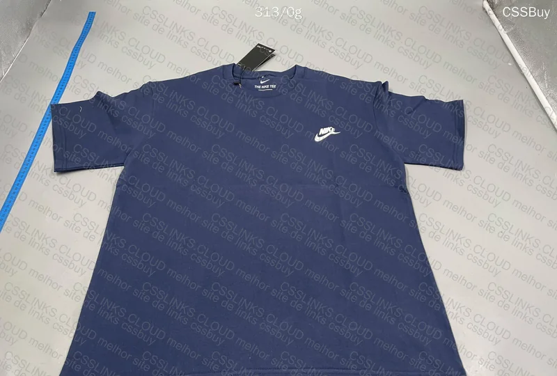 Nike Oversized Shirt 2