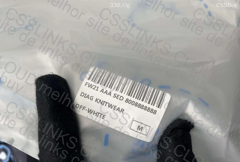 Off-White x Chicago Bulls Shirt 4