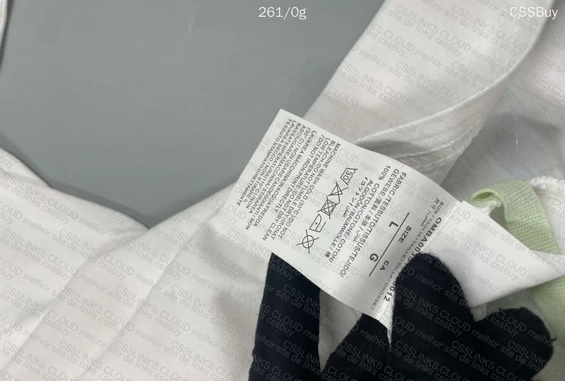Off-White x Nike Shirt 3